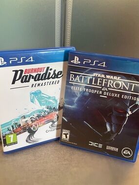 Two PS4 game discs